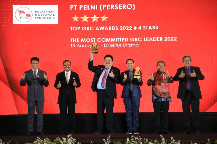 Pelni Raih Penghargaan...