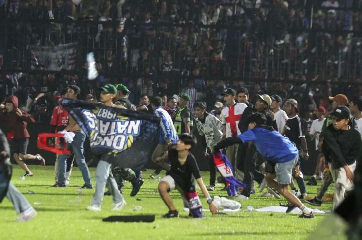 Tragedi Kanjuruhan,...