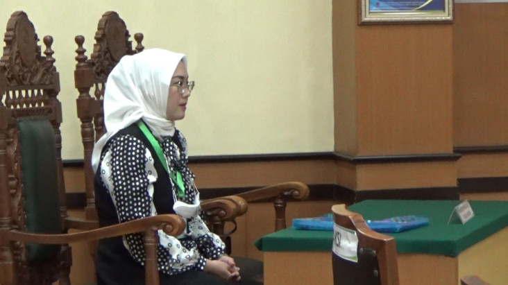 Sidang Perdana Perceraian...