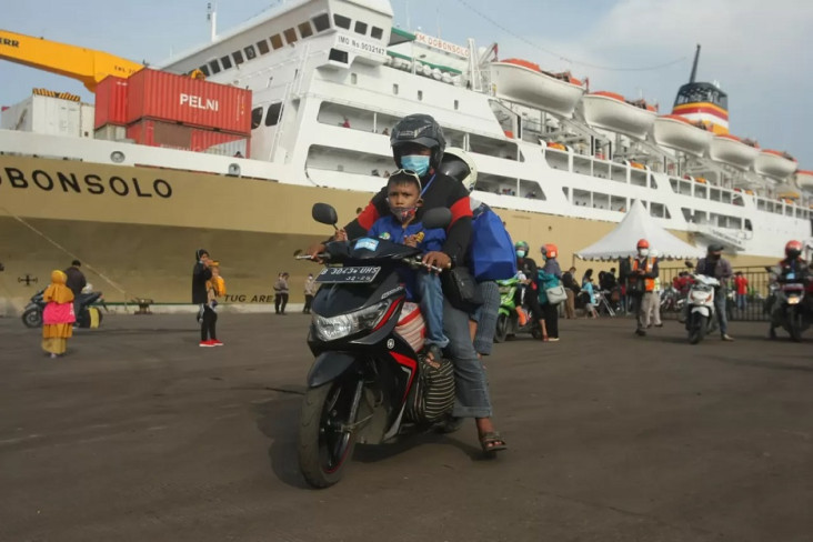 Beri Perlindungan ke...