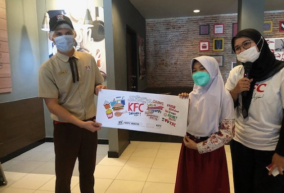 Rayakan Ulang Tahun...