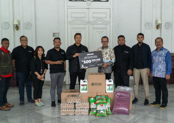 Esteh Indonesia Berikan...
