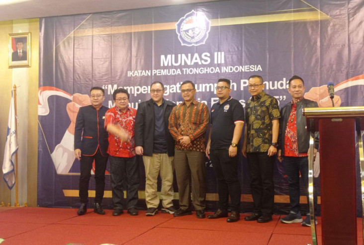 Pemuda Tionghoa Indonesia...