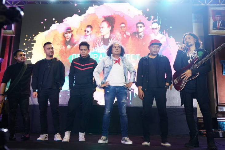 Deolipa Project Gelar...