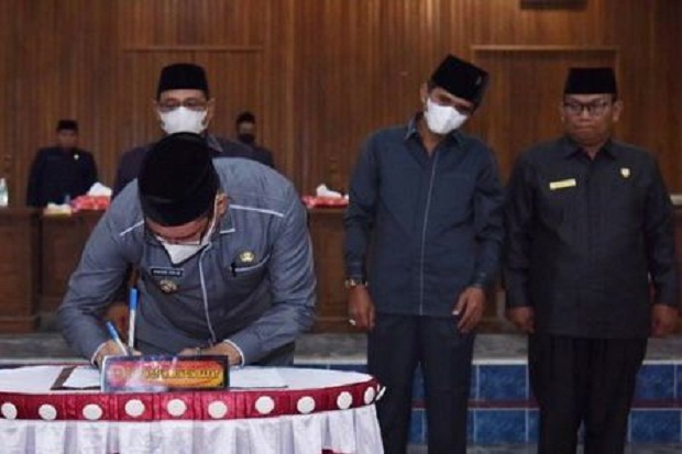 Eksekutif dan Legislatif...