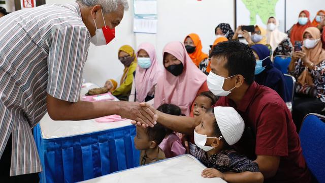 Ganjar Targetkan Penurunan...