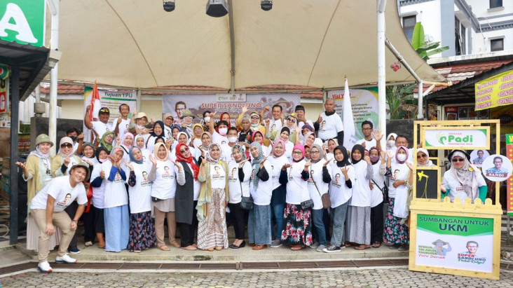 Bangkitkan Pelaku UMKM,...