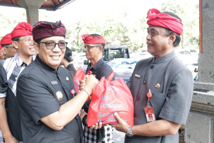 TBIG Salurkan Bantuan...