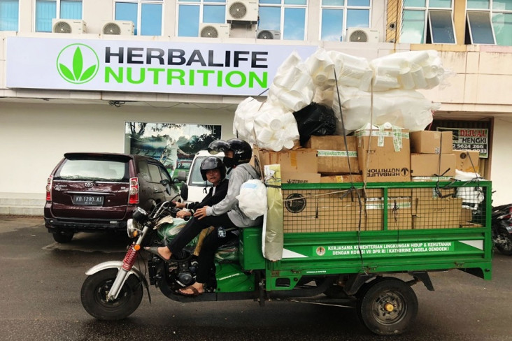 712.000 Kemasan Produk...