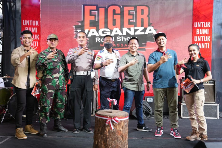 Ekspansi Bisnis, Eiger...