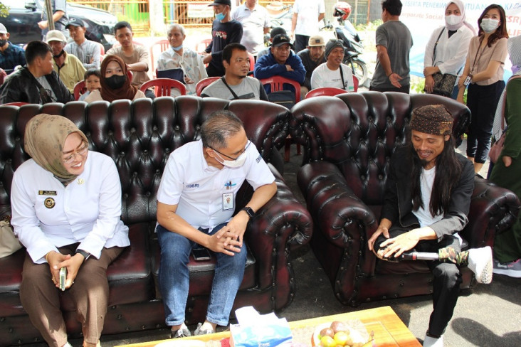 BRI Life Berupaya Bangkitkan...
