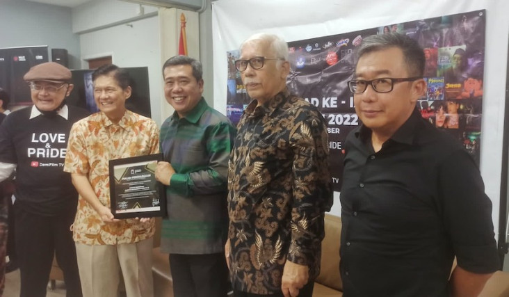 Milad ke-IX, DFI Anugerahkan...