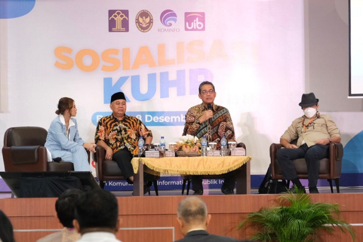 Ahli Hukum Ajak Masyarakat...