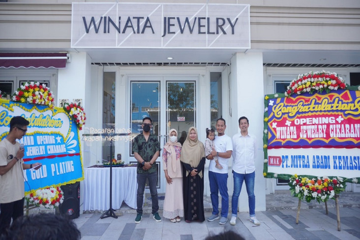 Hadir di Cikarang, Winata...