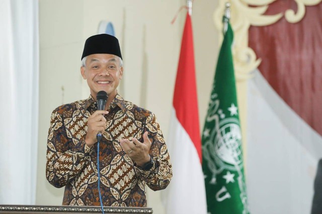 Ganjar Dorong Transformasi...
