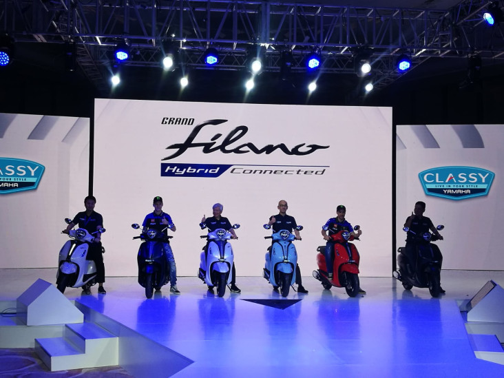 Yamaha Grand Filano...