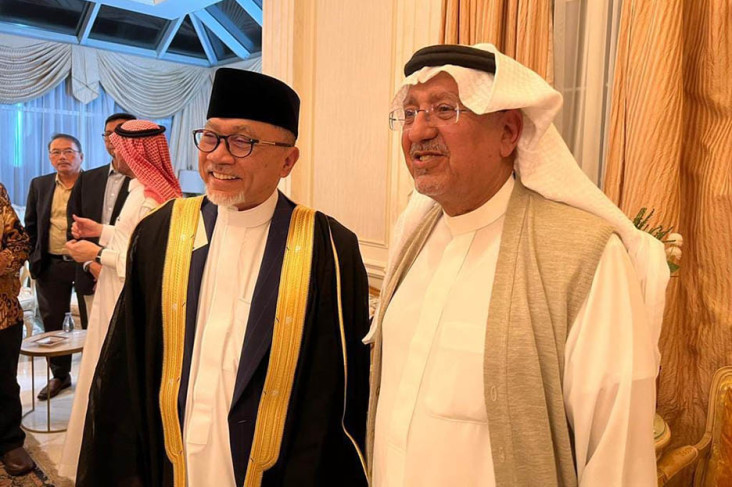 Bangsawan Saudi Puji...
