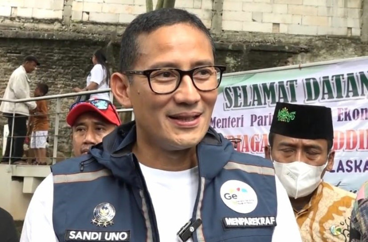 Sandiaga Uno Sulap Pembuangan...