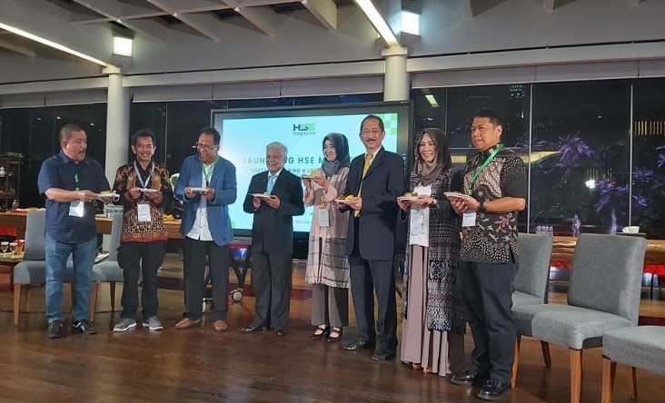 Keamanan Berlapis Tekan...