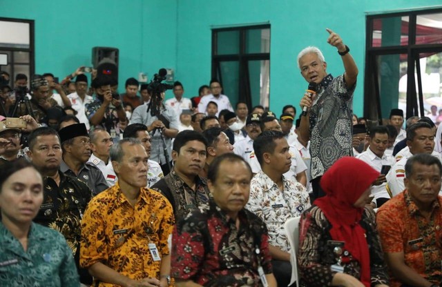 Gandeng Swasta, Ganjar...