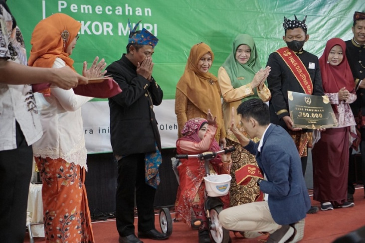 Sukses Kembangkan Literasi...