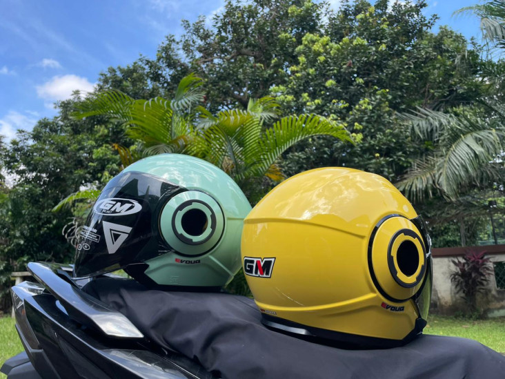 Bidik Kaum Urban, Helm...