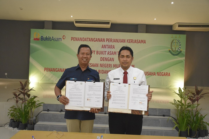 Jaga Kepatuhan Hukum,...