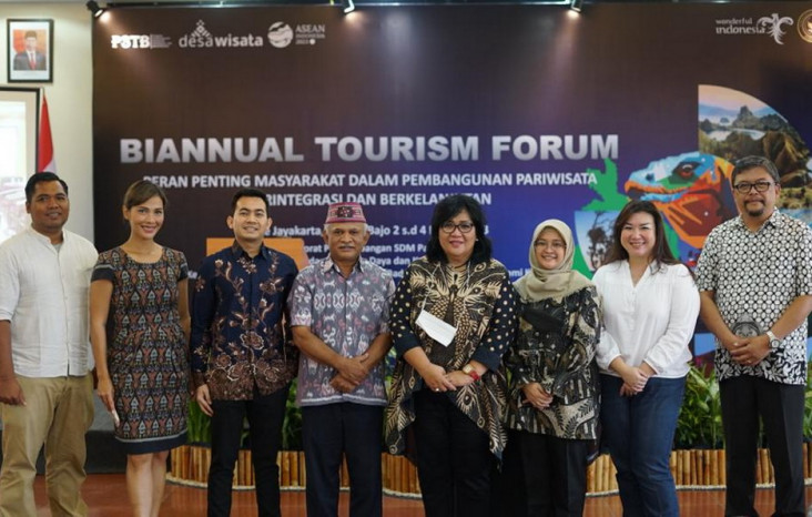 Pelaku Wisata di Labuan...