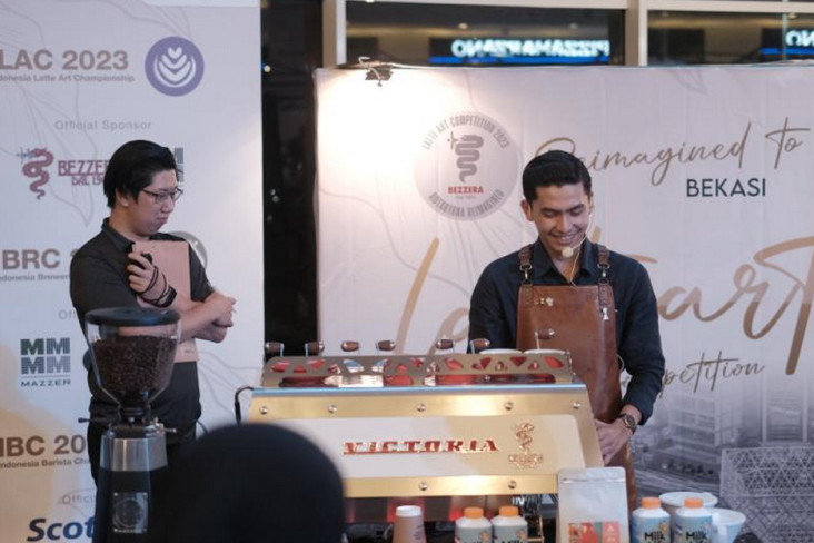 Kompetisi Latte Art...