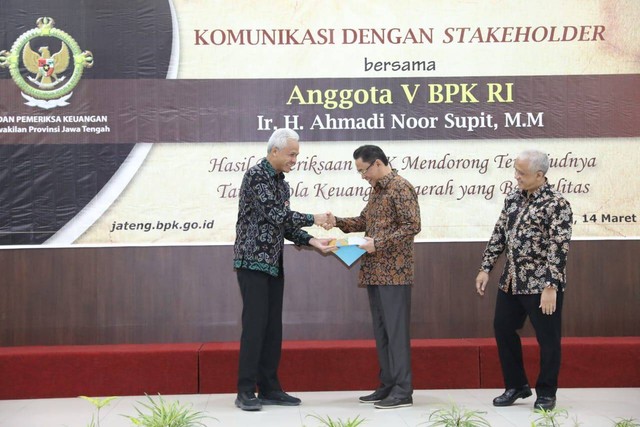 Jateng Provinsi Terbaik...