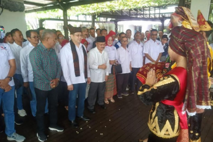 Lantik Ketua DPW Partai...