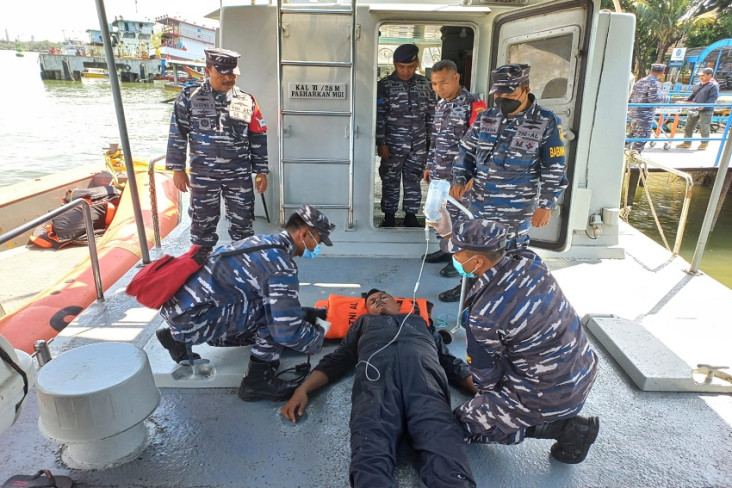 TNI Angkatan Laut Edukasi...