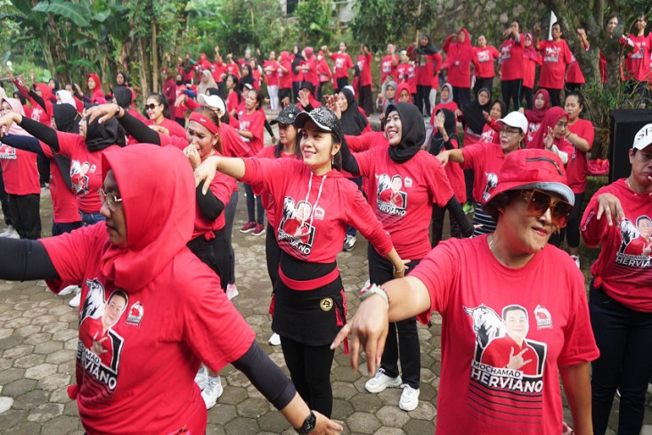 Peduli Kesehatan, Relawan...