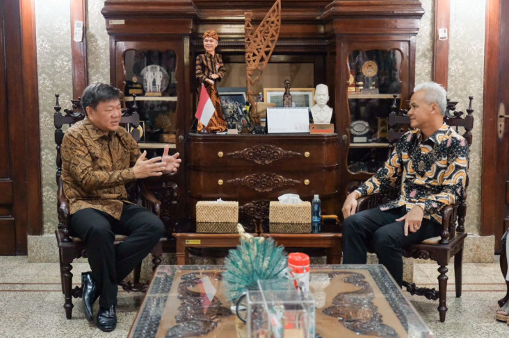 Dubes Singapura Puji...