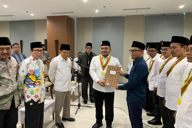 Jusuf Kalla Kukuhkan...
