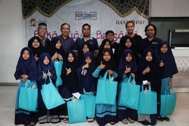 Bersama Bank DKI dan...