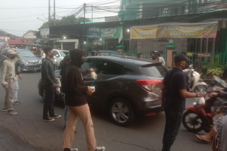 Kolektif Bawah Tanah...