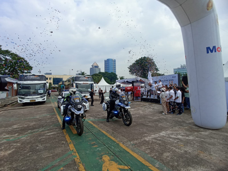 Dukung Anjuran Pemerintah,...