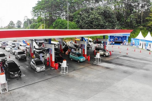 Klarifikasi: Api di...