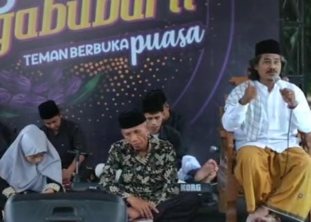 Ramadan Usai, Warga...