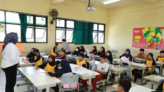 Jamkrindo Edukasi Anti...