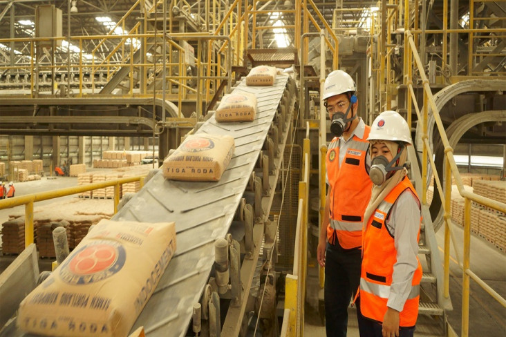 Raih Laba Rp1,8 Triliun,...