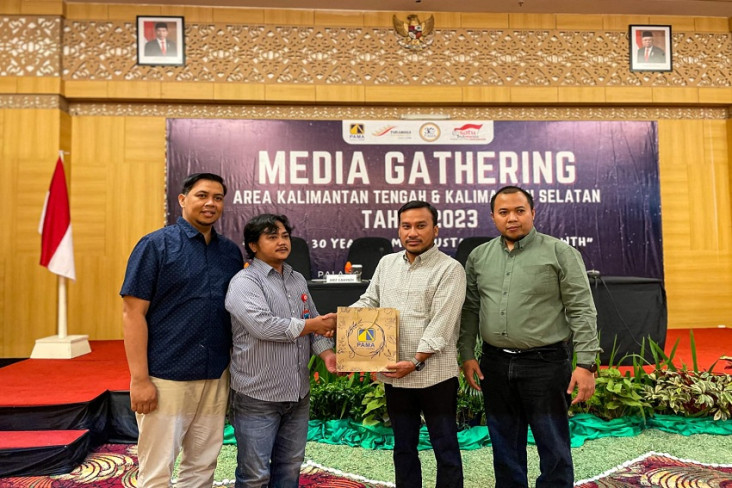 Lewat Media Gathering,...