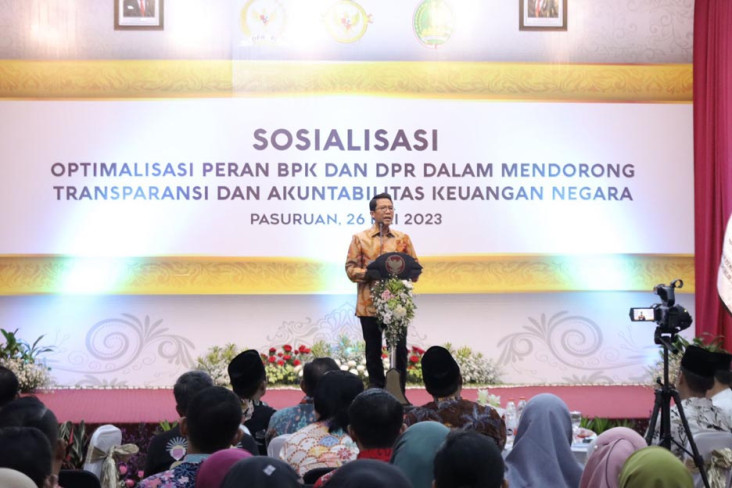 Gandeng BPK, Misbakhun...