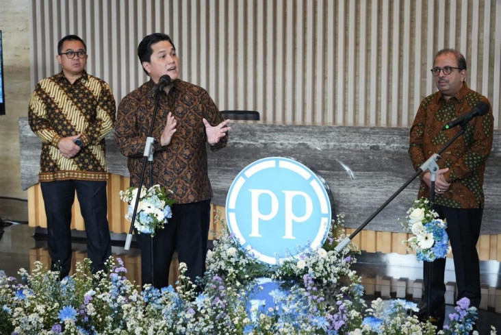 Erick Thohir Resmikan...