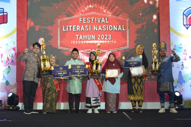 Apresiasi Ribuan Karya...