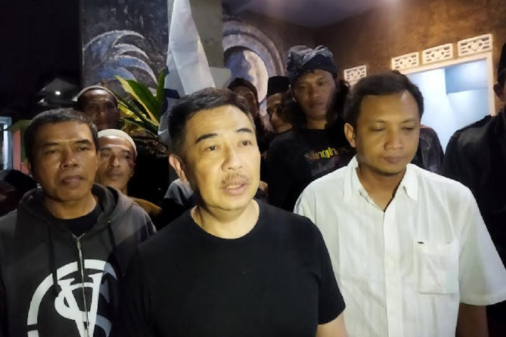 Permintaan Khusus Warga...
