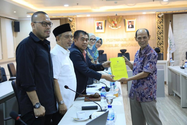 DPD Kembali Bentuk Pansus...