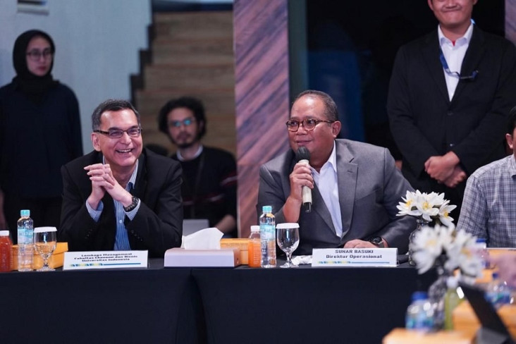 Pelaku Industri Keuangan...