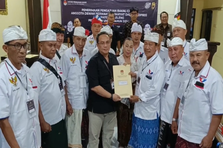 Target 1 Fraksi, Perindo...